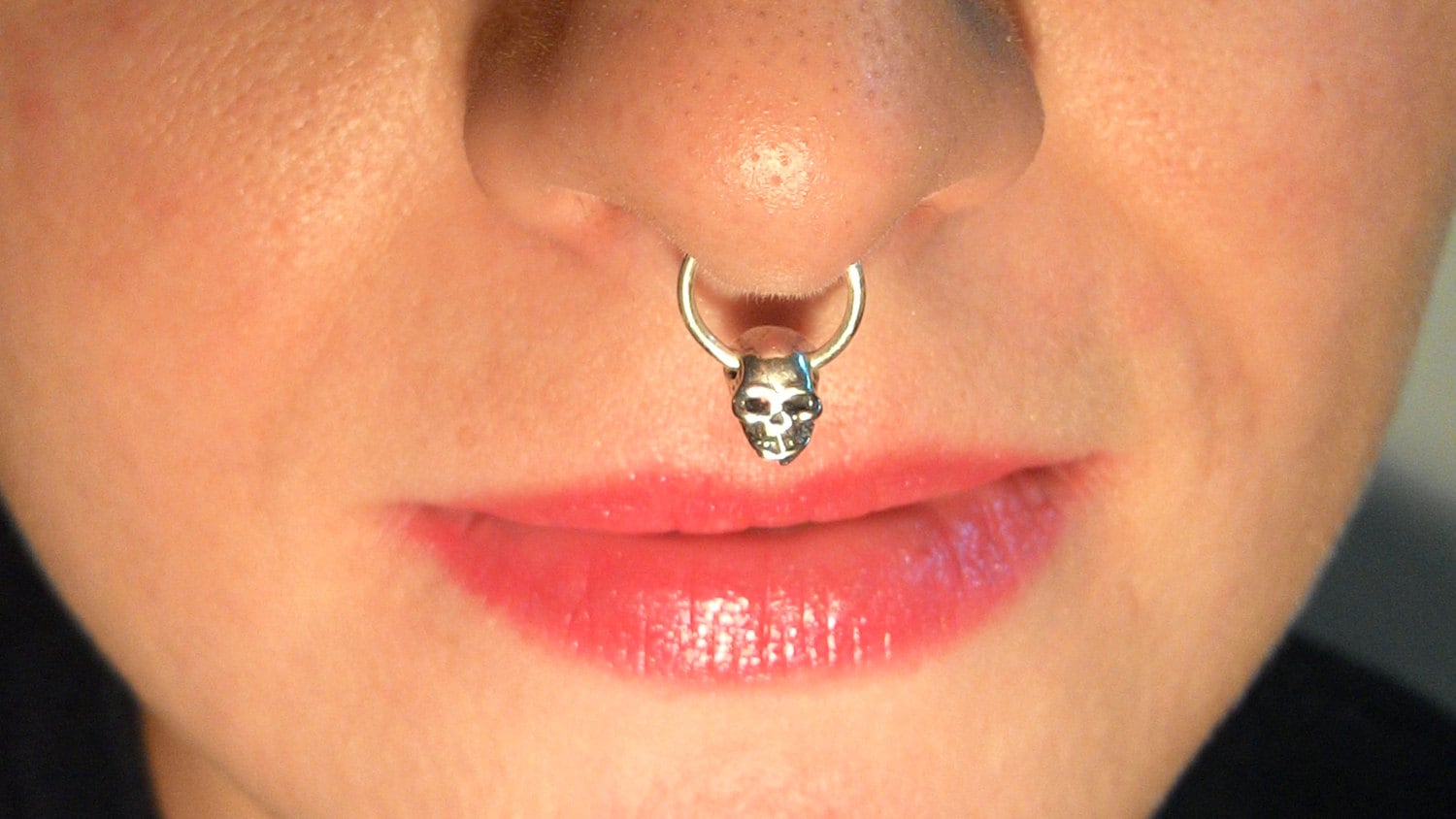 Mini Skull septum/Nose ring/Piercing earring/Piercing