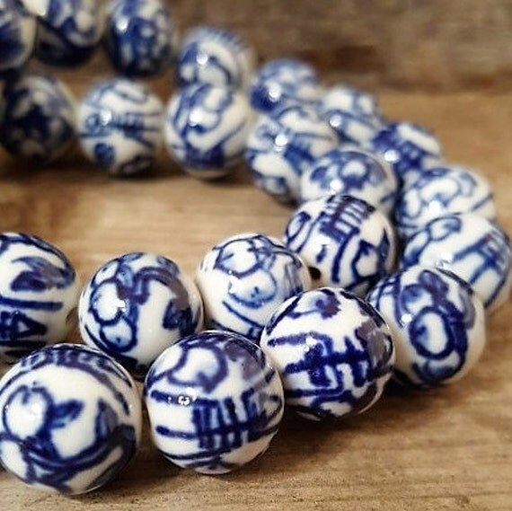 Stunning blue and white Porcelain beads classic round Asian