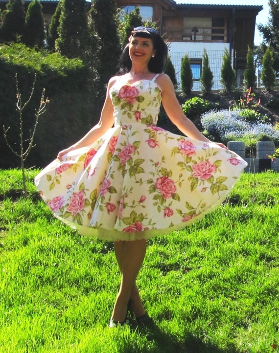 Pinup dress 'Antique Rose' rockabilly dress by PinupDollCollection