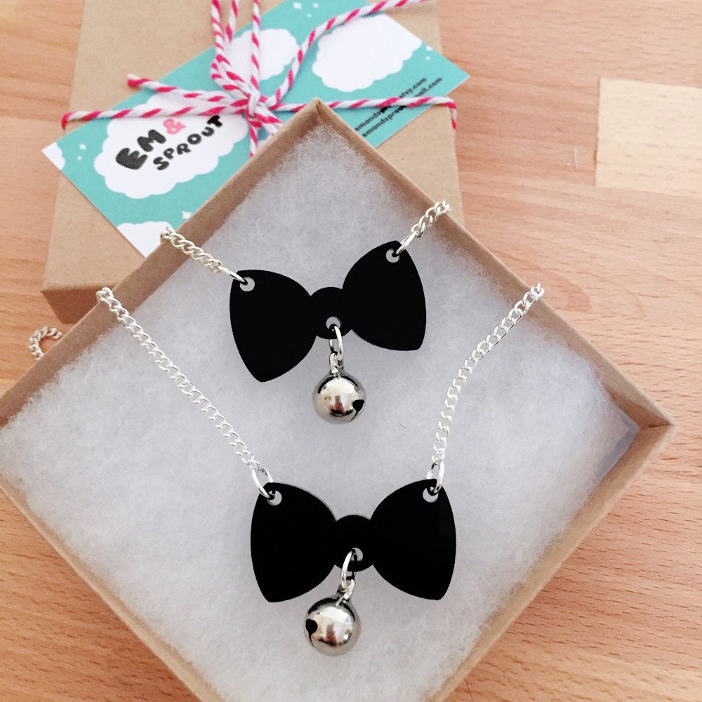 Kitty Cat Collar Necklace Acrylic Charm Pendant with Bell on