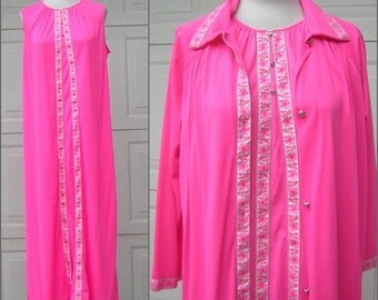 Vintage Nightgown Robe Peignoir Set Hot Pink & Silver Lorraine 100% NYLON Jersey MEDIUM to Large