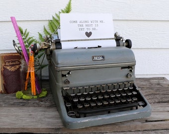 Antique Royal Typewriter - Manual Typewriter - Vintage Home Decor - Wedding Decor - Guestbook Table - Fall Decor - French Country - Rustic