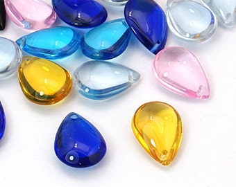 341- Pendif goutte d'eau en verre, couleur clair 24x15x7mm trou 1.2mm, 8 PCS