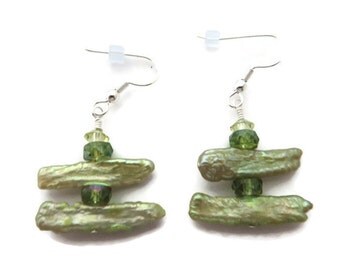 Light Green Earring, Green Pearl Earring, Freshwater Pearl Earring, Green Dangle, Green Stick Pearl Dangle, Pale Green Drop, Green Crystal