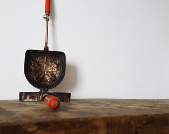 Vintage French Clover Sandwitch Iron Press,Sandwich Toast Maker/French decor/French kitchen/French country