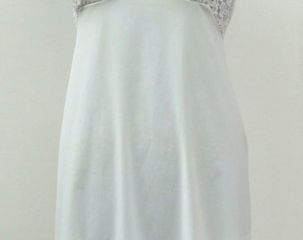 Vintage Full Slip, 1950s Vanity Fair Slip White 36 S, Mid Century Lingerie Tricot All Nylon Size Thirty Six Small 1950 Full Slip Excellent