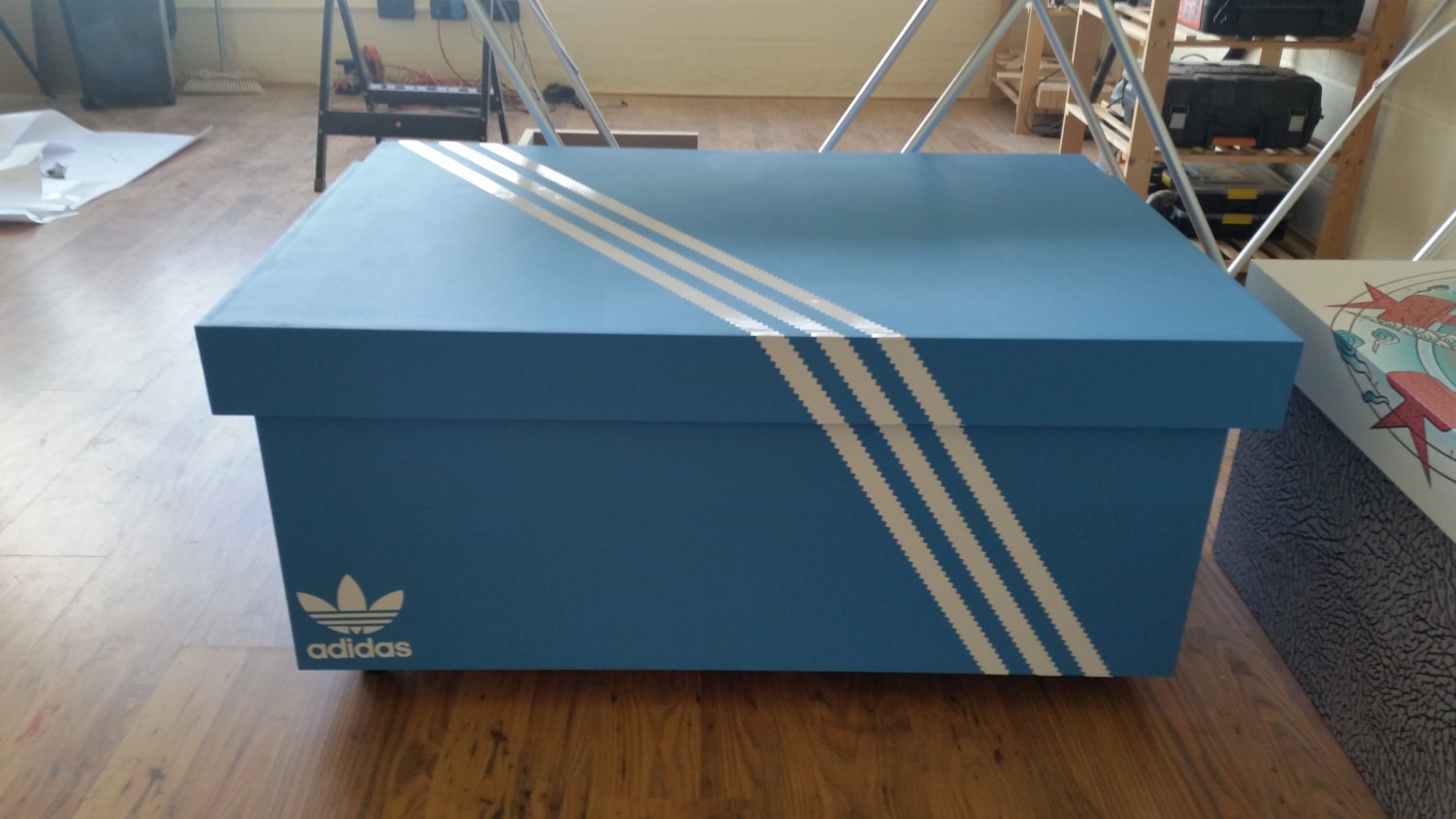 adidas neo box