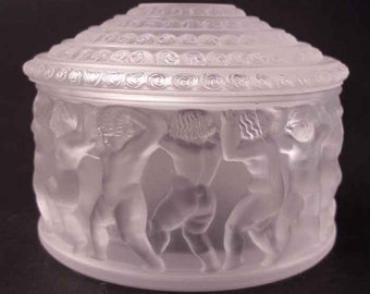 Frosted Crystal Covered Box, 'Enfants', Lalique, France