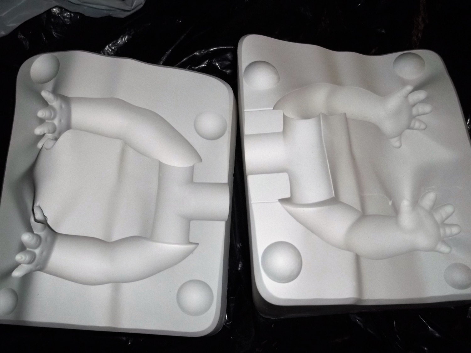 Vintage 1988 Ceramic Doll Mold Vicki A153