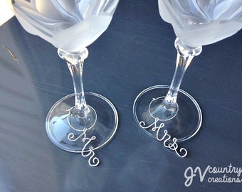 Mr. and Mrs. Wine Glass Charms, Wire Wine Glass Charms, Wine Charms, Wine glass Tag, Wine Accessories, Wedding Charms, Glass Charms, Wine