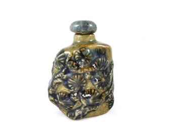 Vintage Snuff Bottle