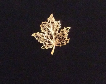 Gold-Tone Leaf Brooch, Beautiful Filigree Leaf Brooch, Leaf Pin