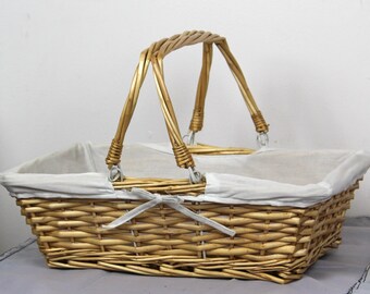 Wicker Basket with White Lining