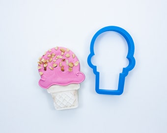 Ice Cream Cone Cookie Cutter (Cake Cone)