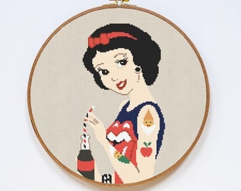 Snow White Cross Stitch Pattern, Modern Disney Princess Cross Stitch Pattern, Counted Easy Cross Stitch Chart, PDF Format, Instant Download