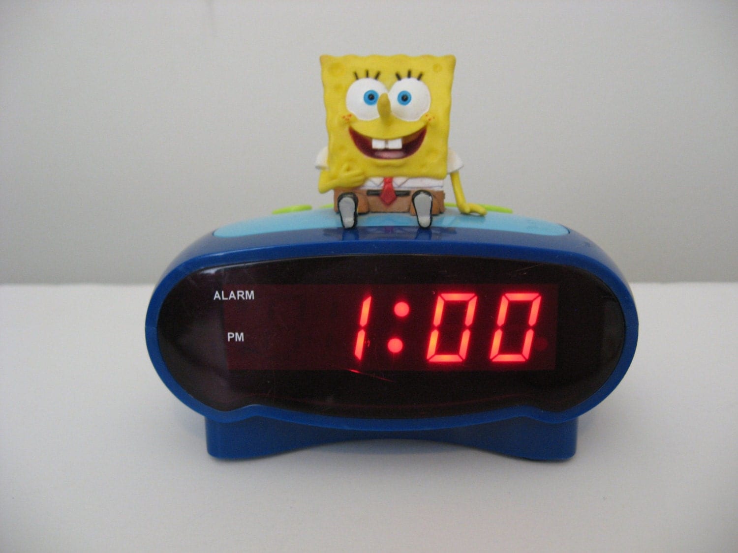 spongebob alarm clock with backdrop