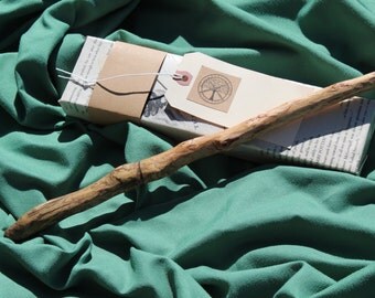 Wand - English Oak; Dragon Heartstring; 14 "