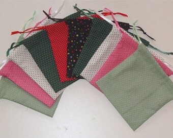 party favor bags, wedding favors, jewelry bag, small drawstring pouches, polka dots, candy bags