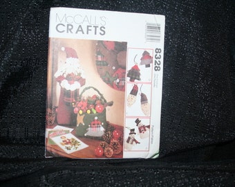Vintage McCall's 8328 Christmas Crafts Sewing Pattern SEWBUSY12