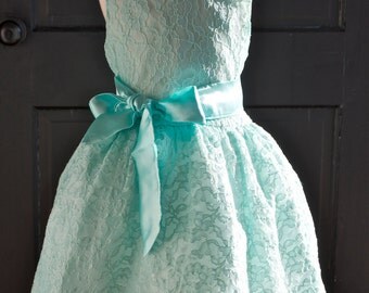 Aqua Mint Lace Flower Girl Dress, Mint Lace dress, mint Wedding, Vintage Style Lace Dress, Flower girl, Easter green