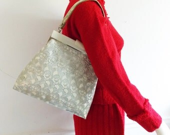 vintage 1950s lace and lucite purse/ 50s silver vinyl purse / mid century handbag