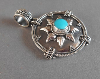 Balinese Silver Pendant with Turquoise / silver handmade jewelry / silver 925 Bali jewel