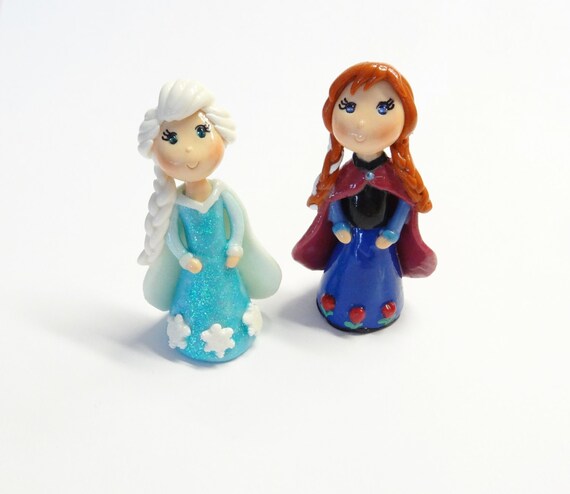 elsa and anna figurines