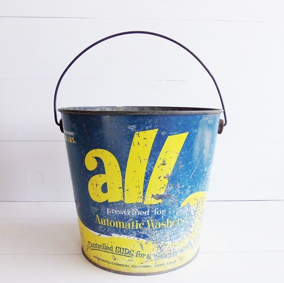 Vintage All Laundry Soap Pail . Galvanized Metal Pail Bucket