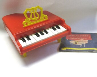 winnie the pooh piano toy