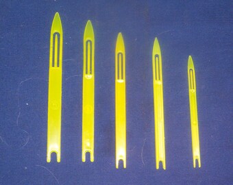 Weaving Netting Needle or Shuttle for Various Weaving Looms etc.- 5 Piece Smaller Set