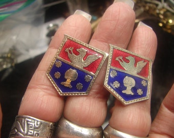 Raven and Knight Crested Earrings screwbacks. Nickel & Enamel 10 grams, Nickel 1520
