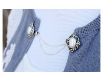 Sweater Guard Cardigan Clip Collar Clip Vintage Inspired Retro Dainty Silver Jewelry - Carla Silver