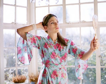Marie Antoinette. One of a kind. READY TO SHIP. Cotton full length kimono robe or dressing gown in Medium. Unlined.