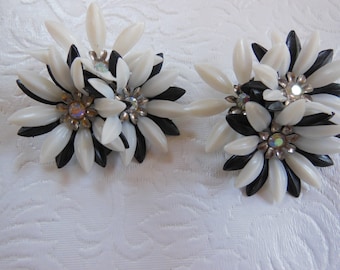 Vintage Coro Black & White Plastic Earrings