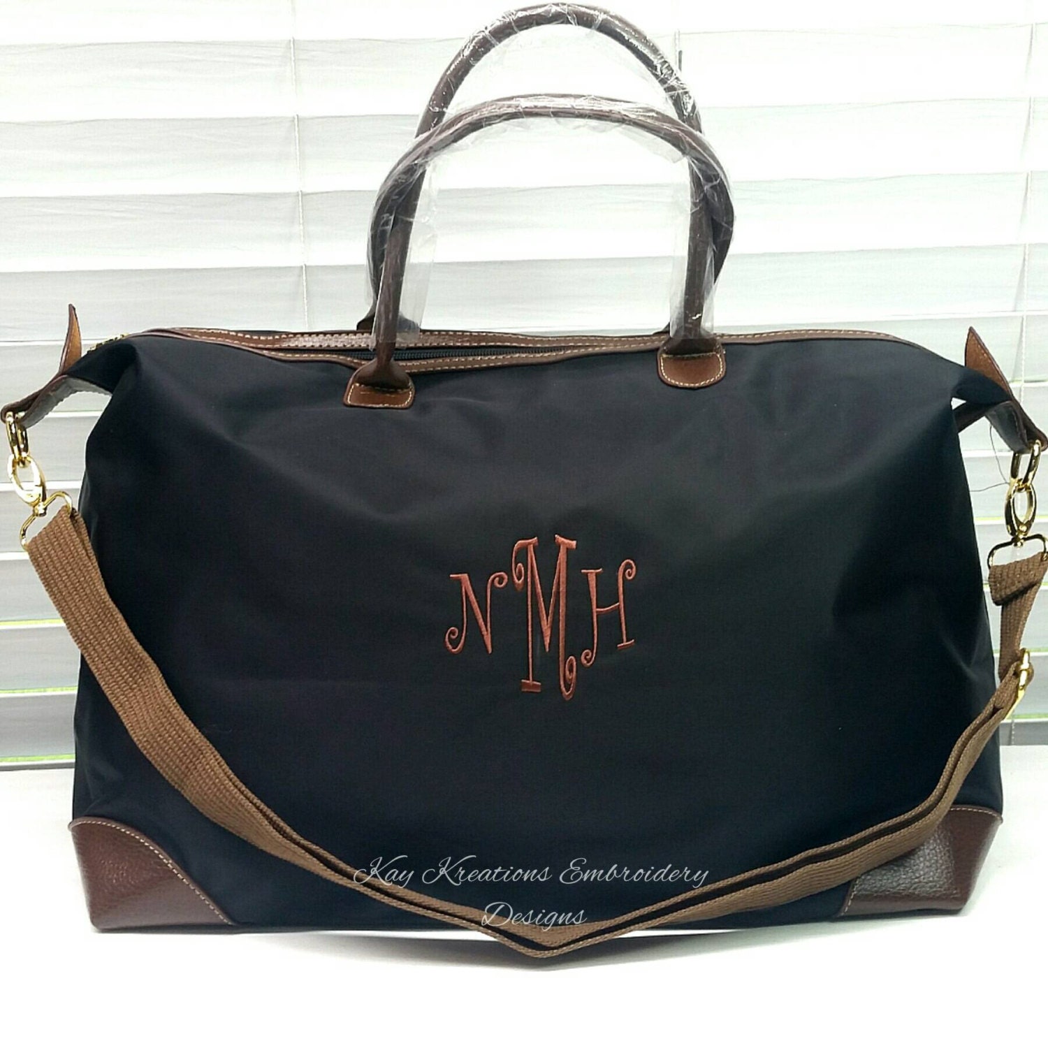 Monogrammed Personalized Black Duffle Bag Tote Women&#39;s