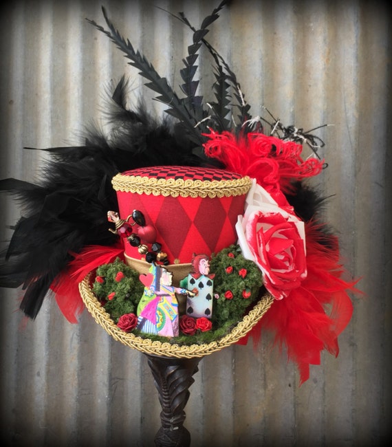 Red Queen Mini Top Hat Alice in Wonderland Mini Top by ChikiBird