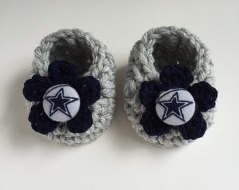 Dallas Cowboys baby girl booties, Cowboys baby shower gift, crocheted booties, Dallas Cowboys baby girl gift, infant baby shoes,