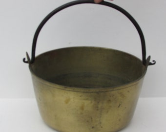 1800s Cooking Pot 