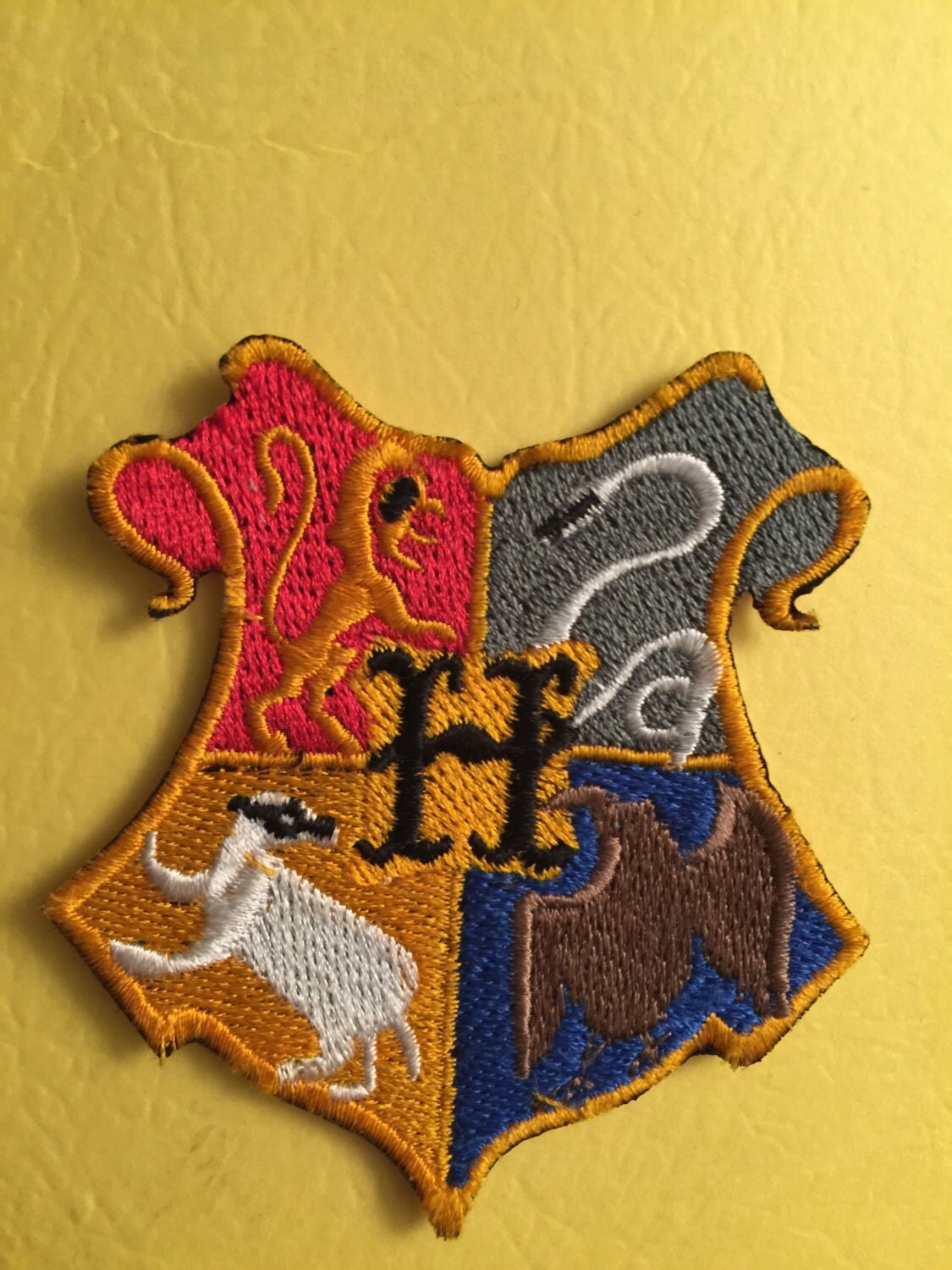 Harry Potter Hogwarts Crest Shield Patch Iron On Or Sew