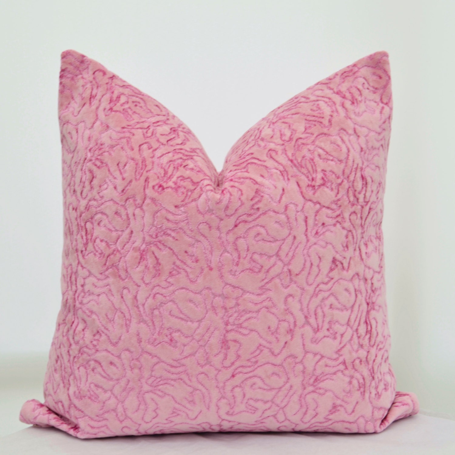 Pink Velvet Pillow CoverVelvet Pillow CoverPatterned Velvet