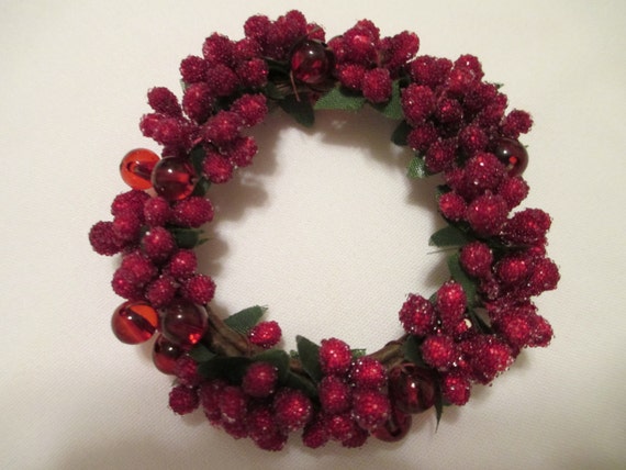 6 sparkly beaded berry holiday napkin rings 6 sparkly beaded berry holiday napkin rings
