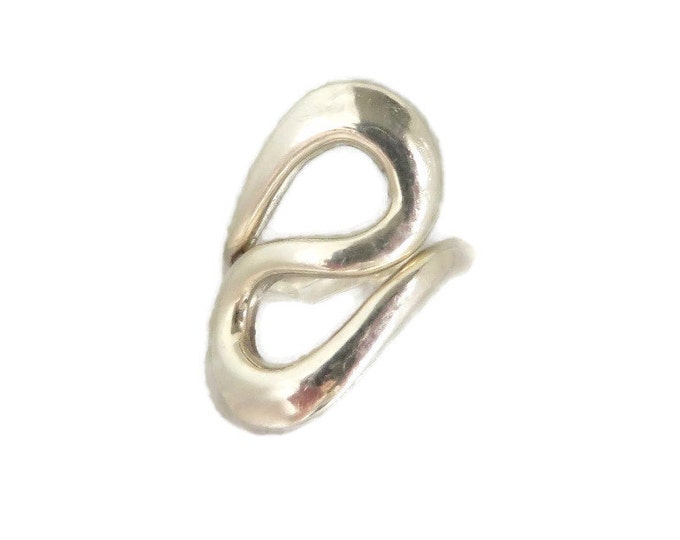 Sterling Silver Abstract Ring, Vintage Israel Curvy Ring, Modernist Ring, Gift Idea, Size 6