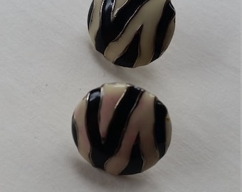 Geometric zebra stripe black and white clip on earrings