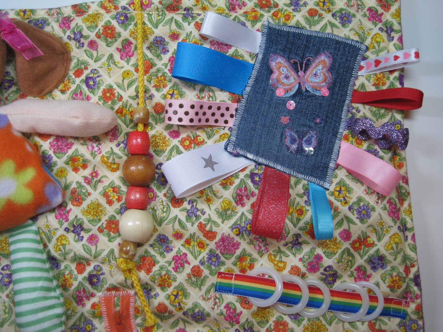 Fidget Quilt for Dementia Alzheimer's and others.