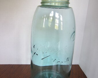 Antique Aqua Ball Mason Jar Three L Logo Zinc Lid Tapered Bottle