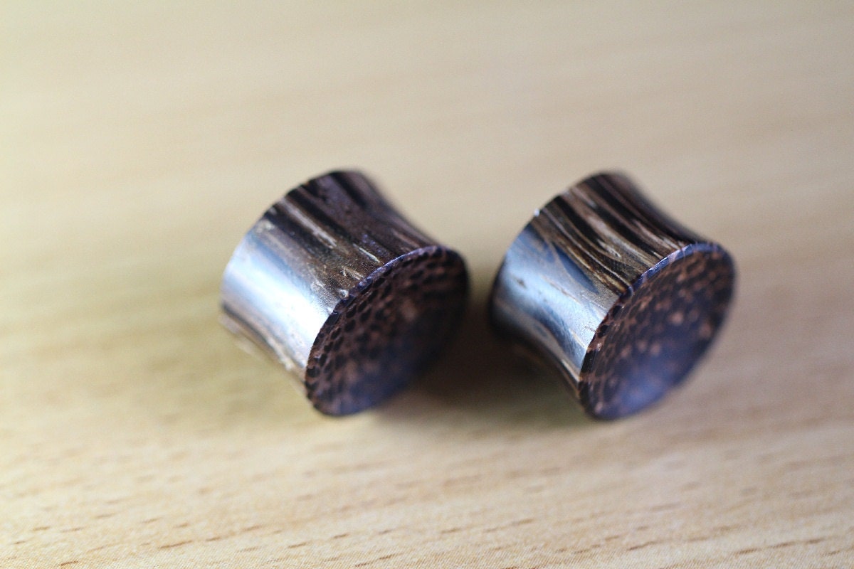 9/16 Plugs Big Wood Plugs 14mm Gauges Wooden Ear