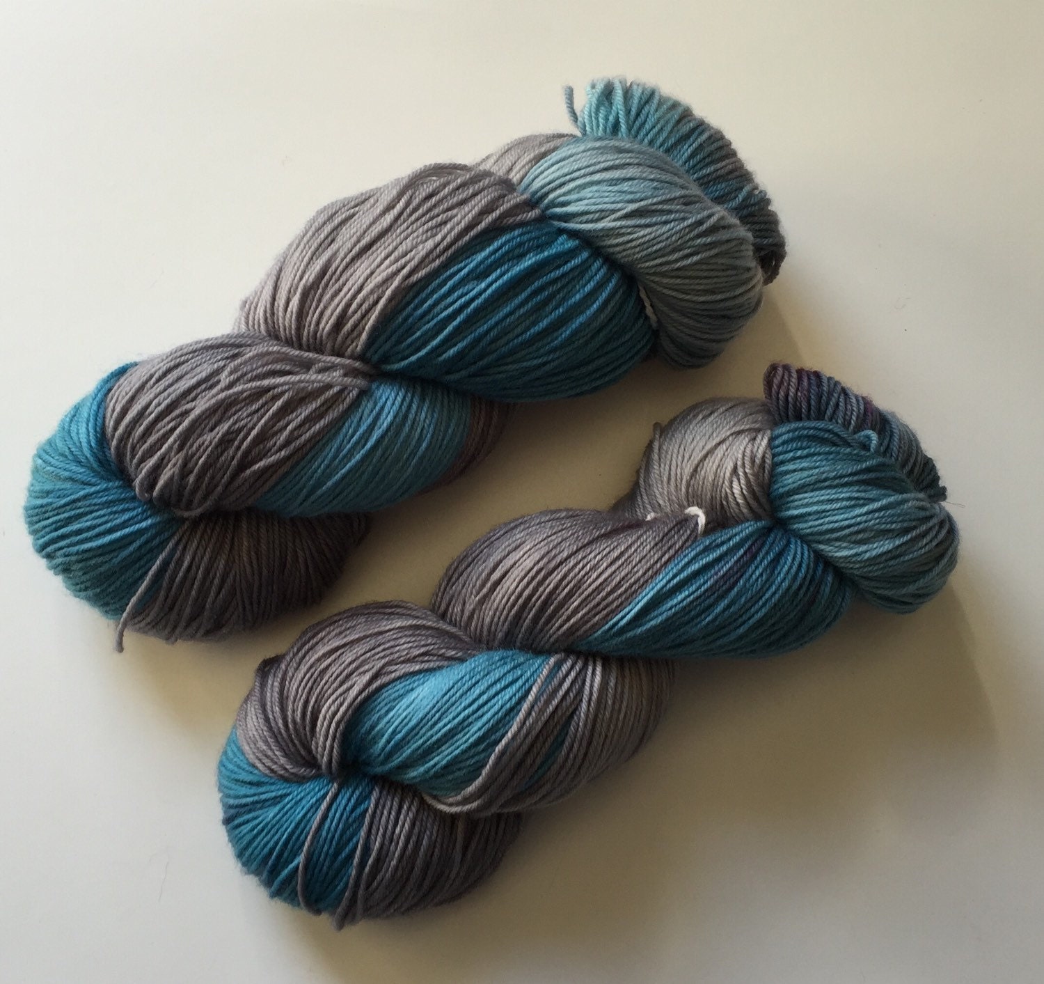 Hand Dyed Yarn / Fingering weight Super Soft 75/25