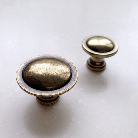 Vintage Chic Knob Dresser Knobs / Antique Brass