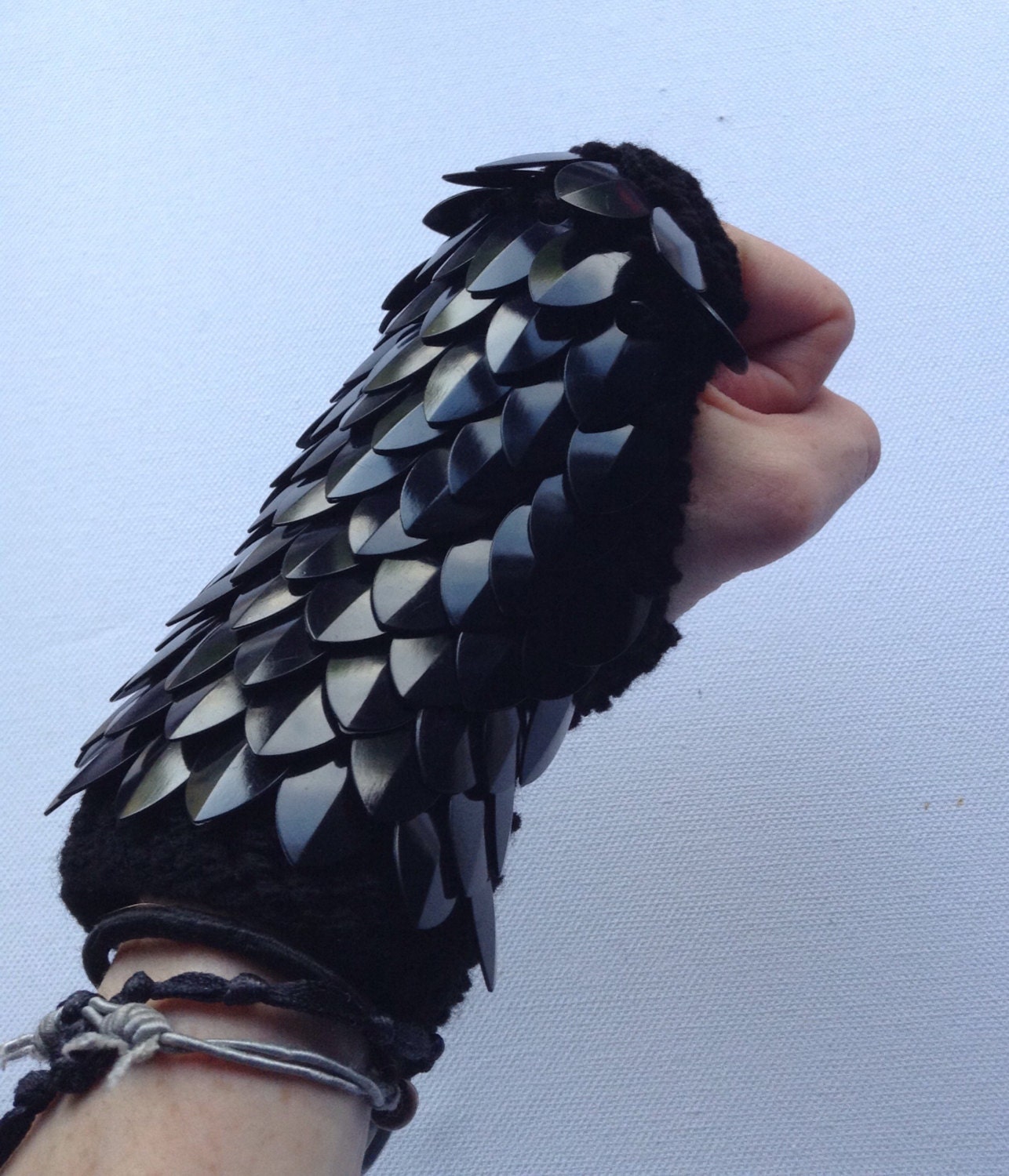 Black dragon scale gloves
