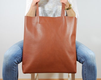 Simple Huge Genuine Leather Tote Minimalistic Style Chestnut Color
